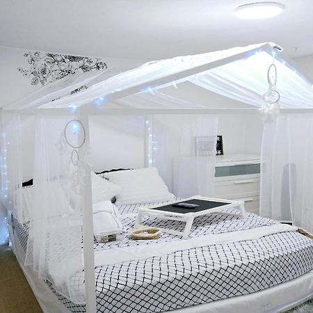Lovely Cozy Room! With Attached Private Bath In The Heart Of Vancouver! Private Parking & Self Check-In! Exteriör bild